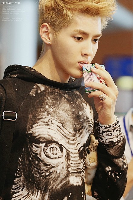 吴亦凡 生活照 - mtime时光网