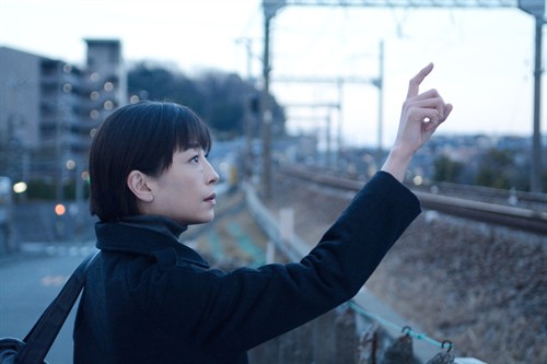 欲望是片薄脆的纸月亮——评《纸之月》 - 《纸之月》影评- mtime时光