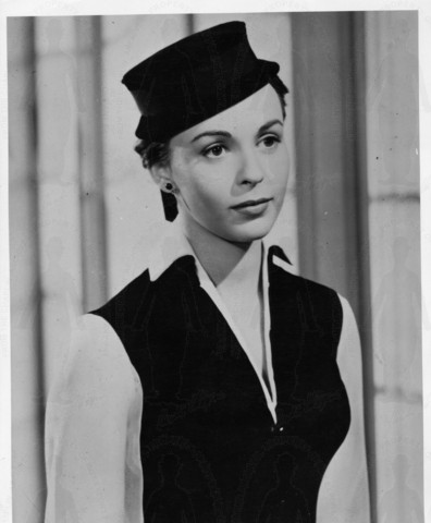 克莱尔·布鲁姆 生活照 - mtime时光网