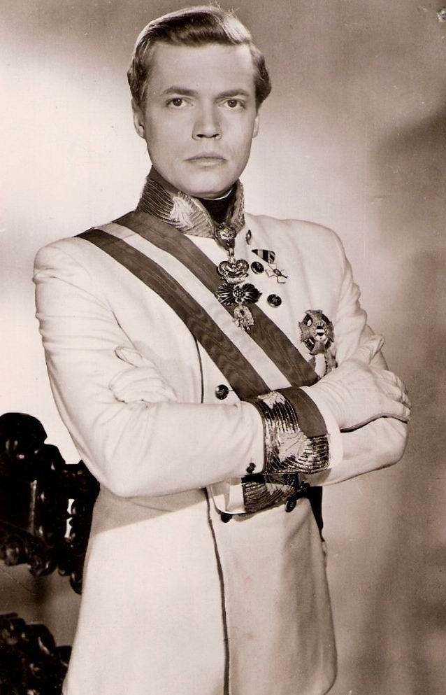 卡尔亨兹·伯恩 写真 - mtime时光网