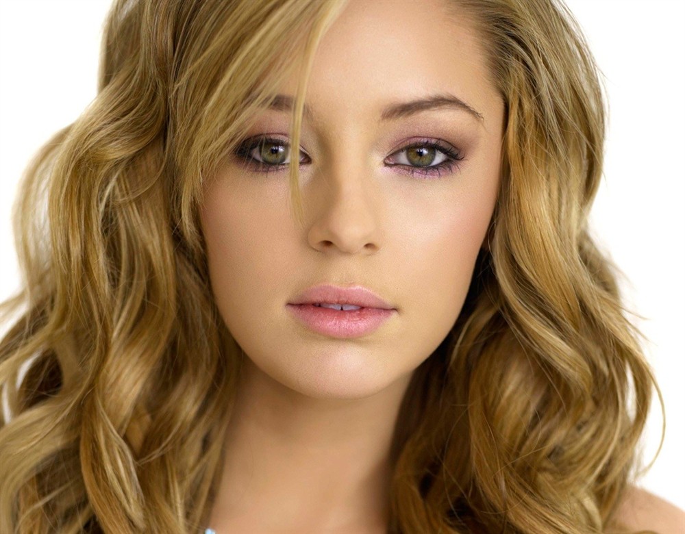 基莉·哈泽尔 写真 - mtime时光网