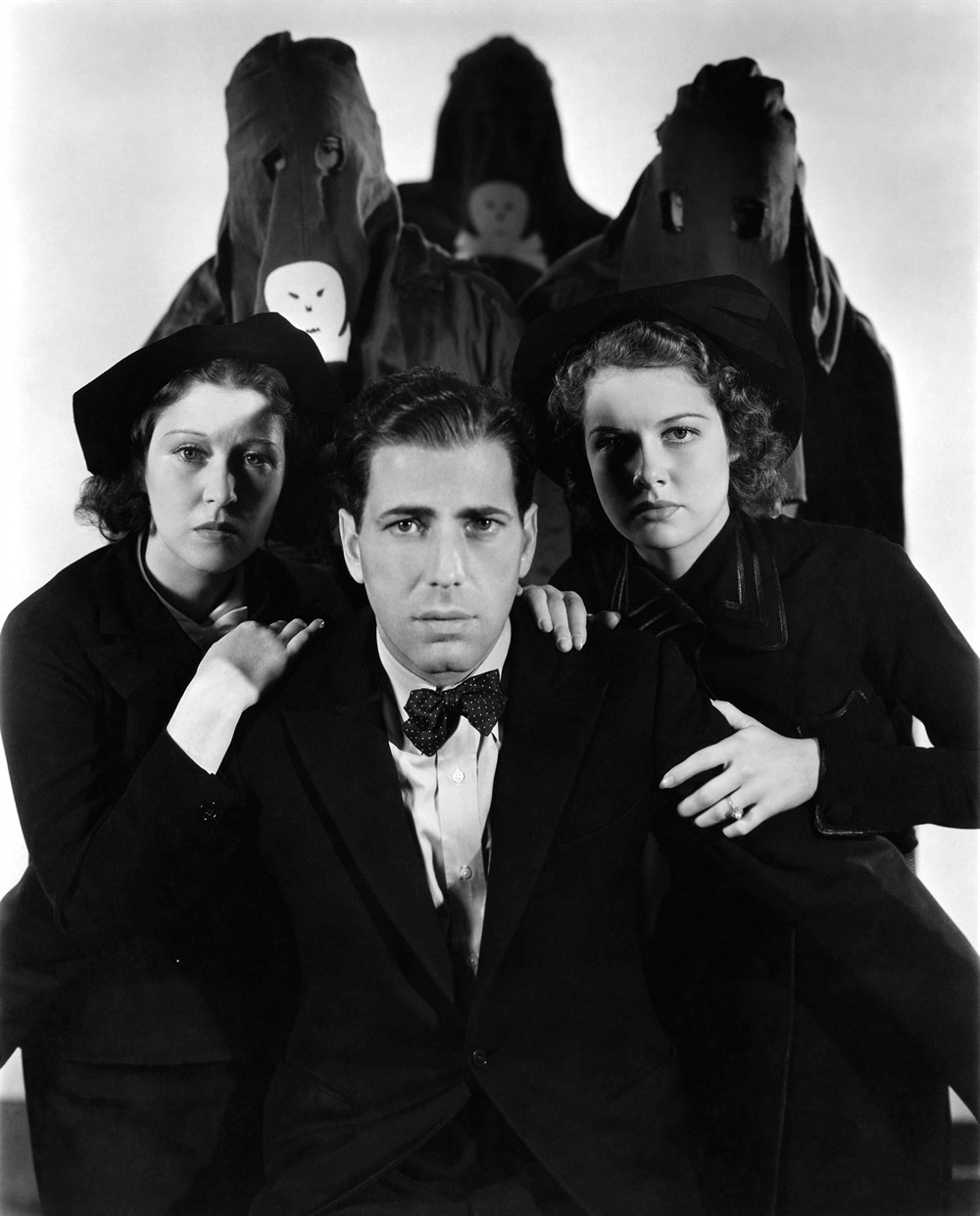 黑暗军团 官方剧照 - mtime时光网