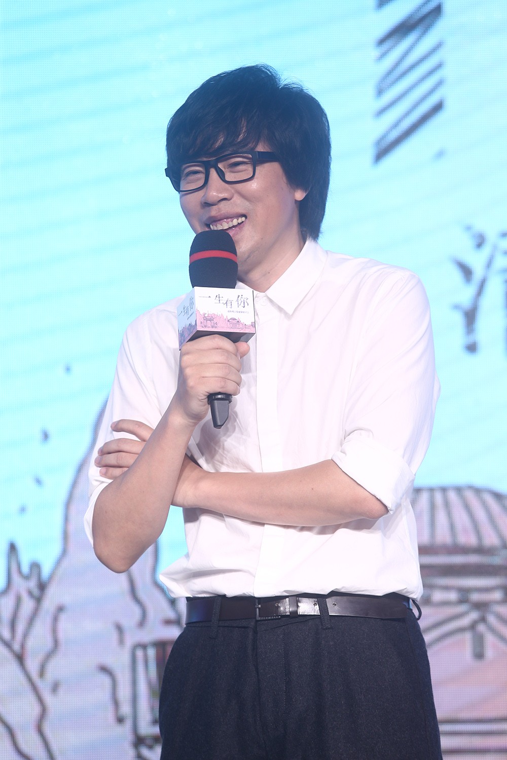 一生有你导演:卢庚戌  编剧:董润年  制作人:胡明一  徐杨斌 / 张文伯